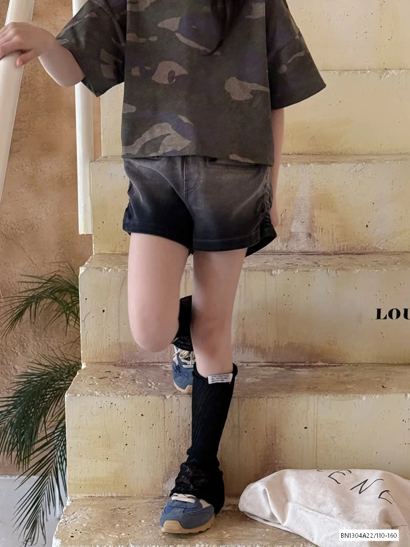 ÁO YẾM ĐỎ MIX SHORT JEANS NƠ