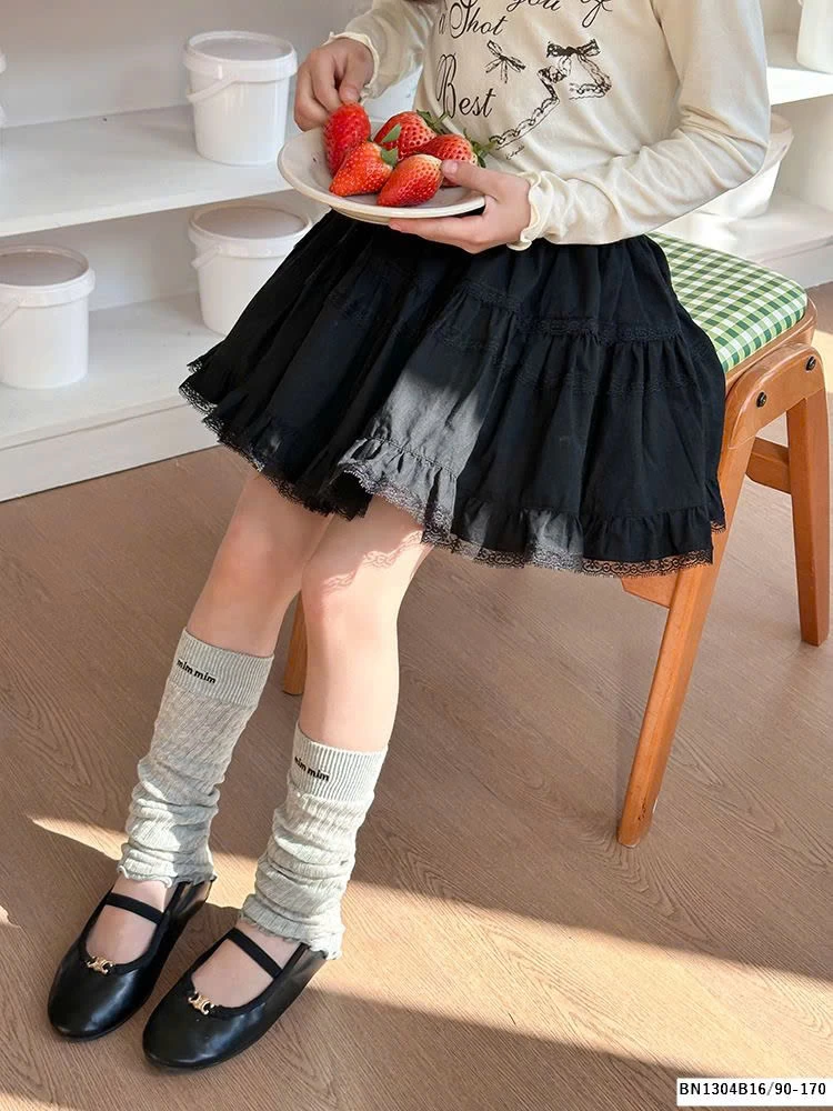 CHÂN VÁY REN TẦNG AMBB 25A001