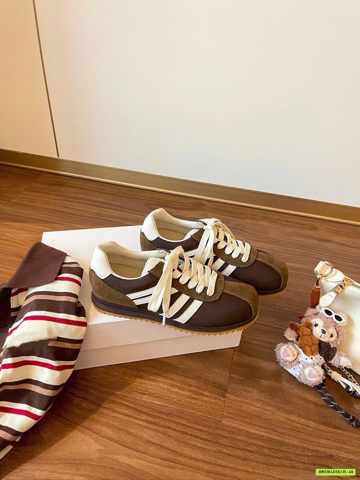 SNEAKER RETRO ĐỨC