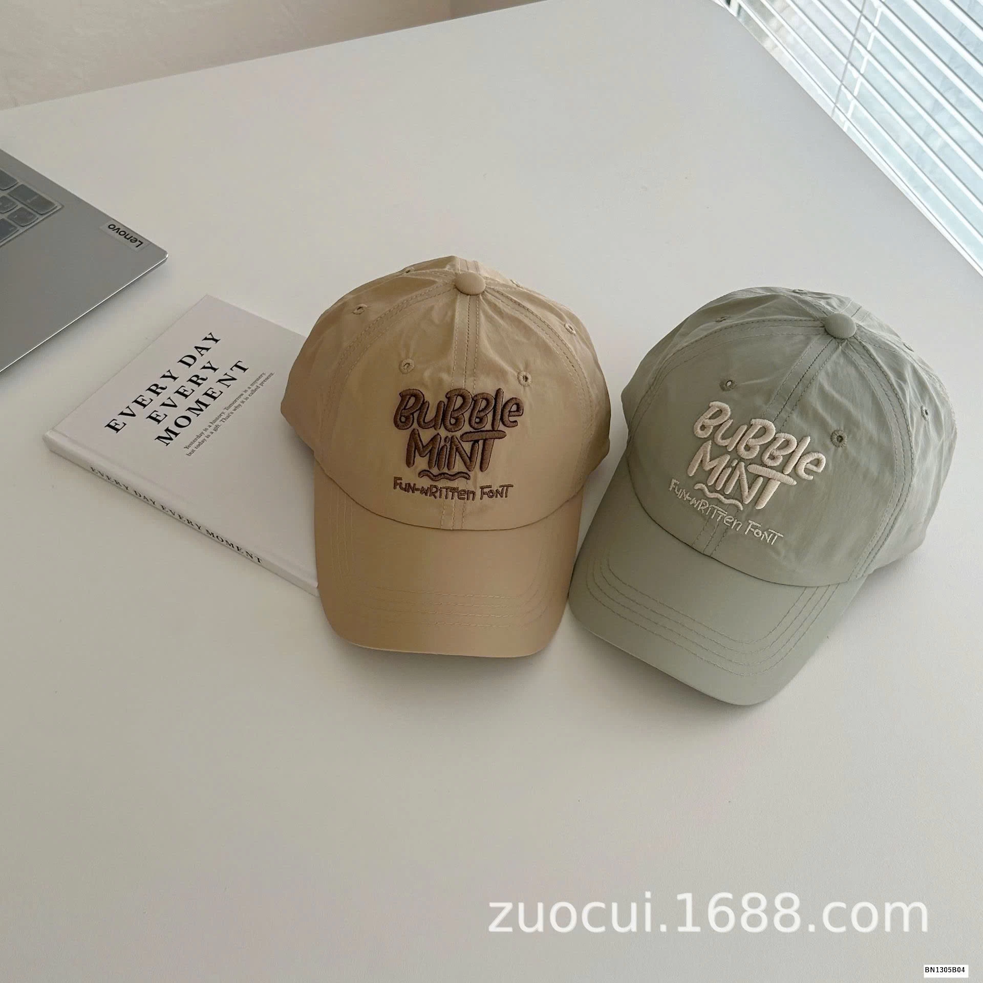 MŨ LƯỠI TRAI CHỮ BUBBLE