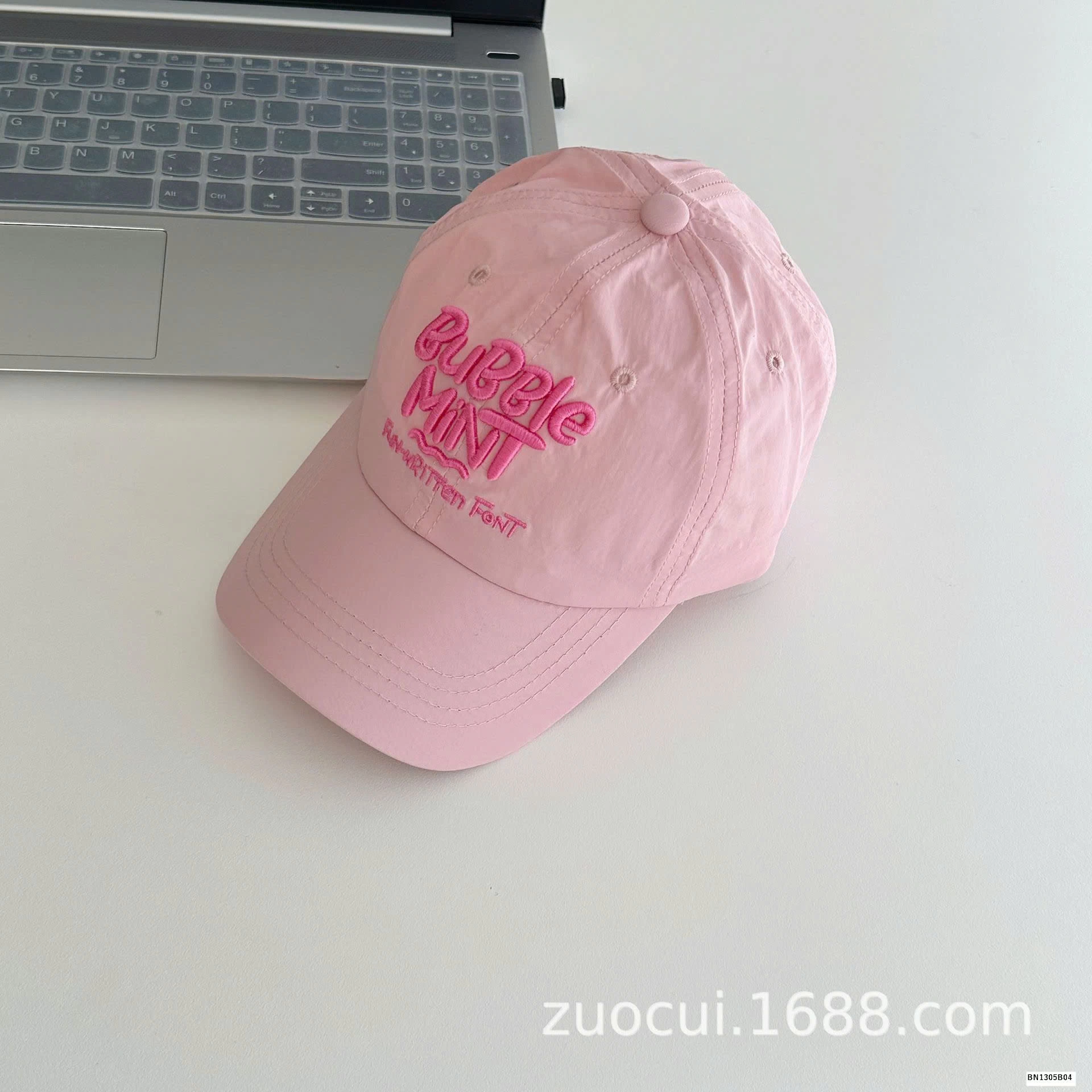 MŨ LƯỠI TRAI CHỮ BUBBLE