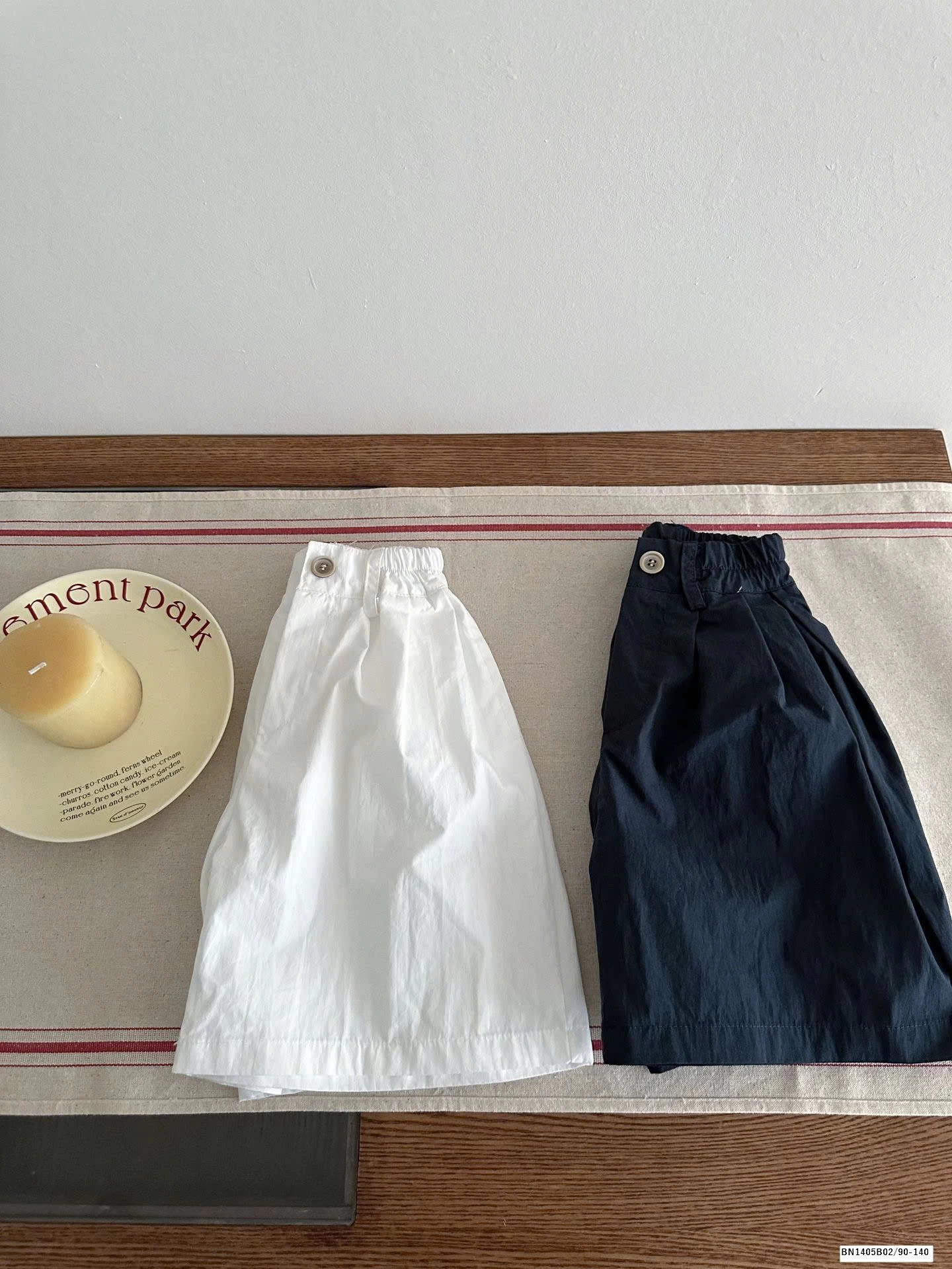 QUẦN SHORT VẢI THÔ BASIC