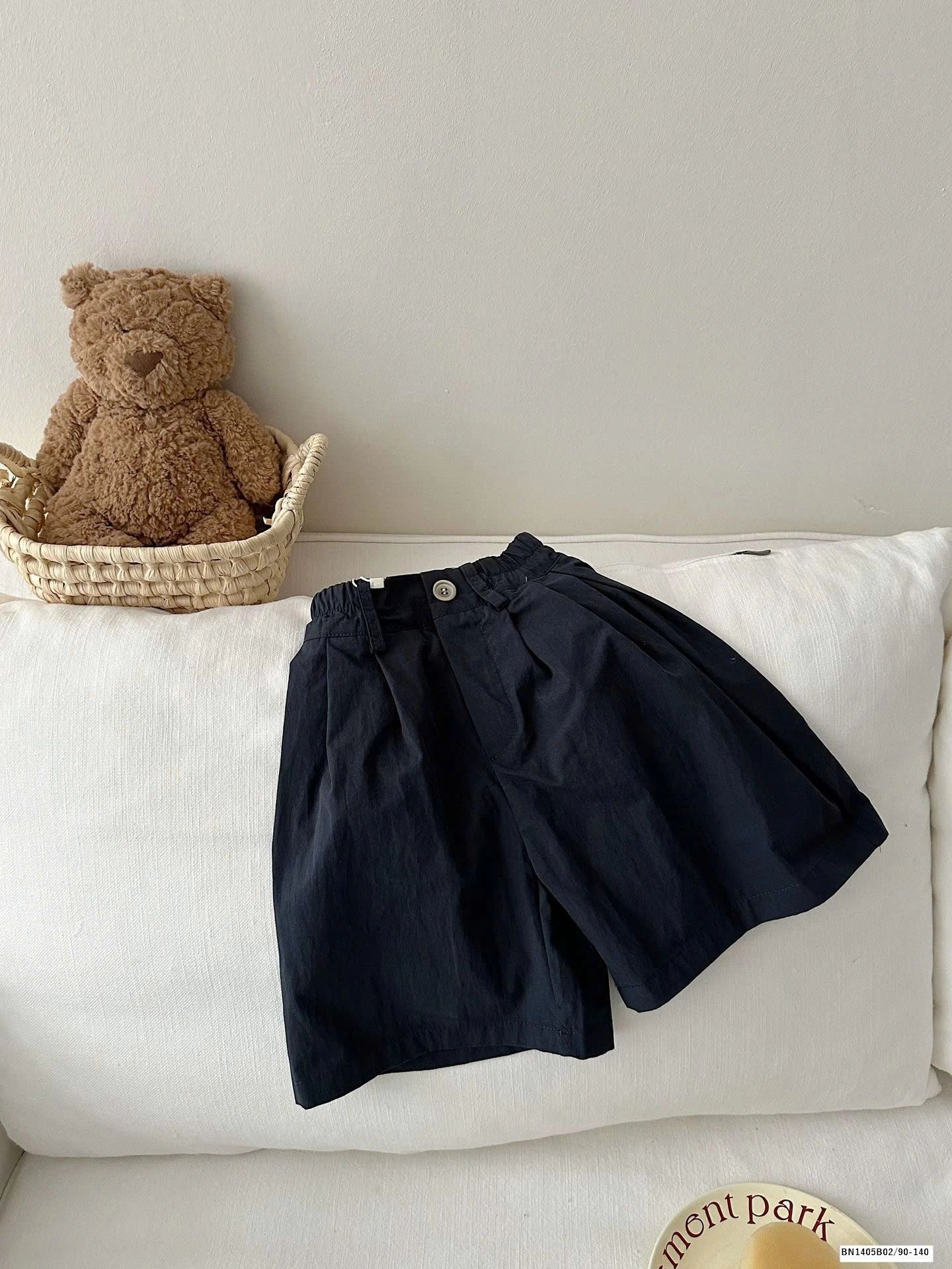 QUẦN SHORT VẢI THÔ BASIC