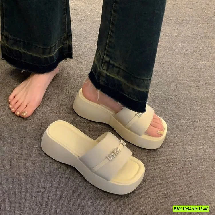 DÉP ĐẾ CAO TAG ĐÁ WANG