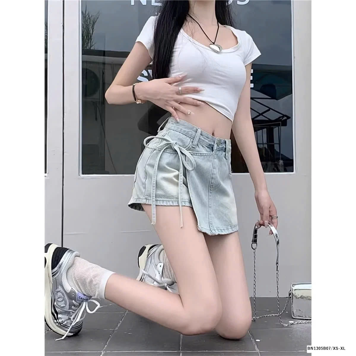 QUẦN SHORT  JEAN BUỘC NƠ