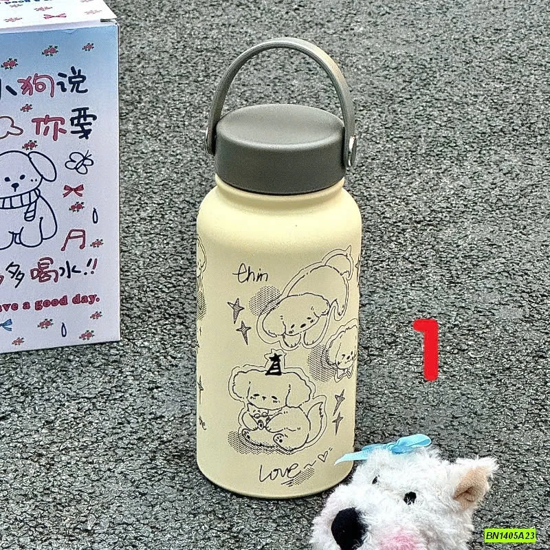 BÌNH NƯỚC CÓ TAY CẦM