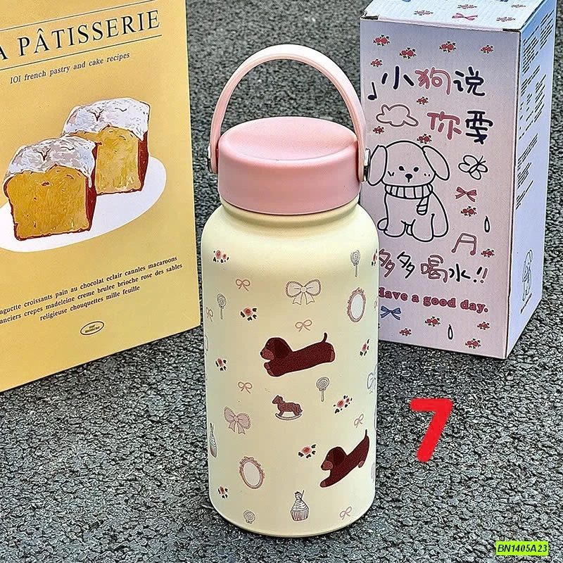 BÌNH NƯỚC CÓ TAY CẦM