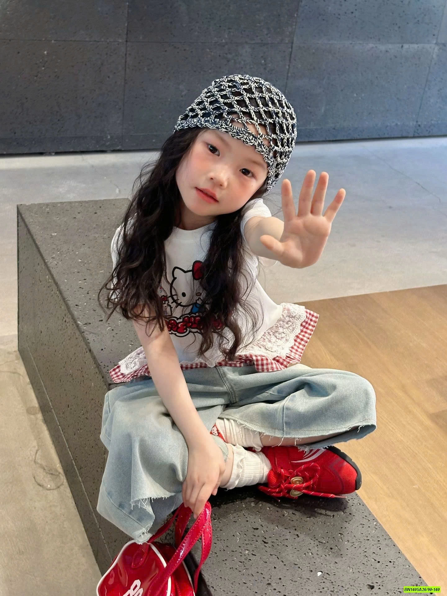 ÁO KITTY MIX JEANS ỐNG RỘNG