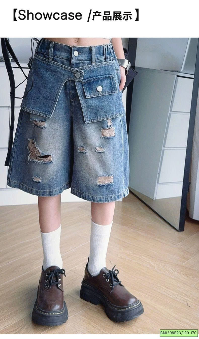 ÁO BALO ĐEN MIX QUẦN JEAN CÁ TÍNH