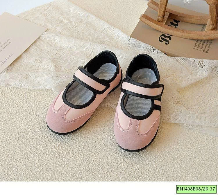 GIÀY QUAI DÁN KẺ SỌC