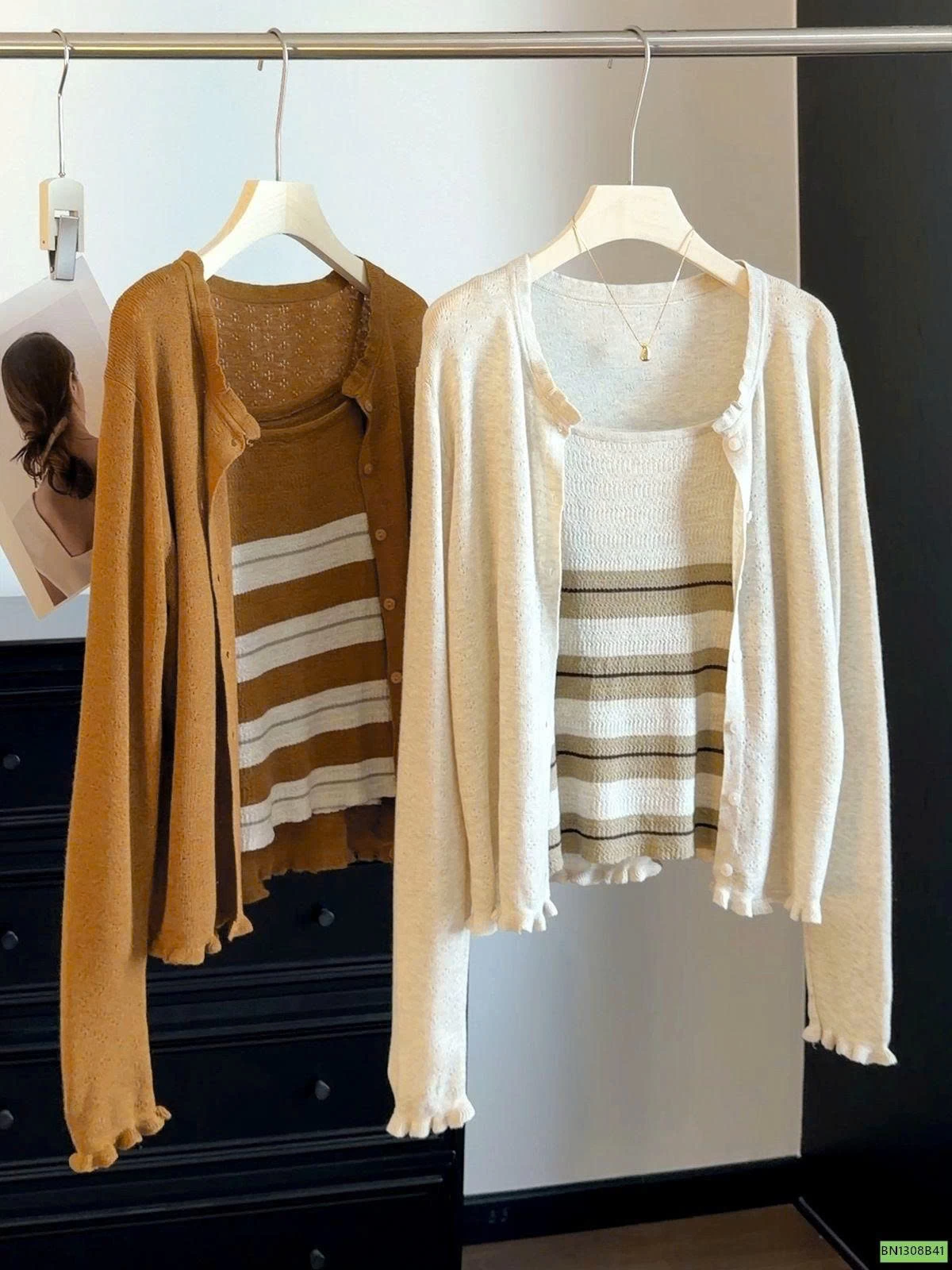 SET 2 MÓN CARDIGAN & ÁO 2 DÂY ANNA