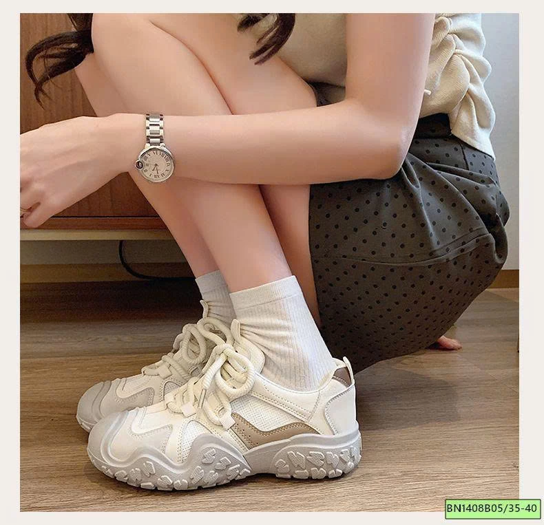 GIÀY THỂ THAO ĐẾ ĐINH NỮ