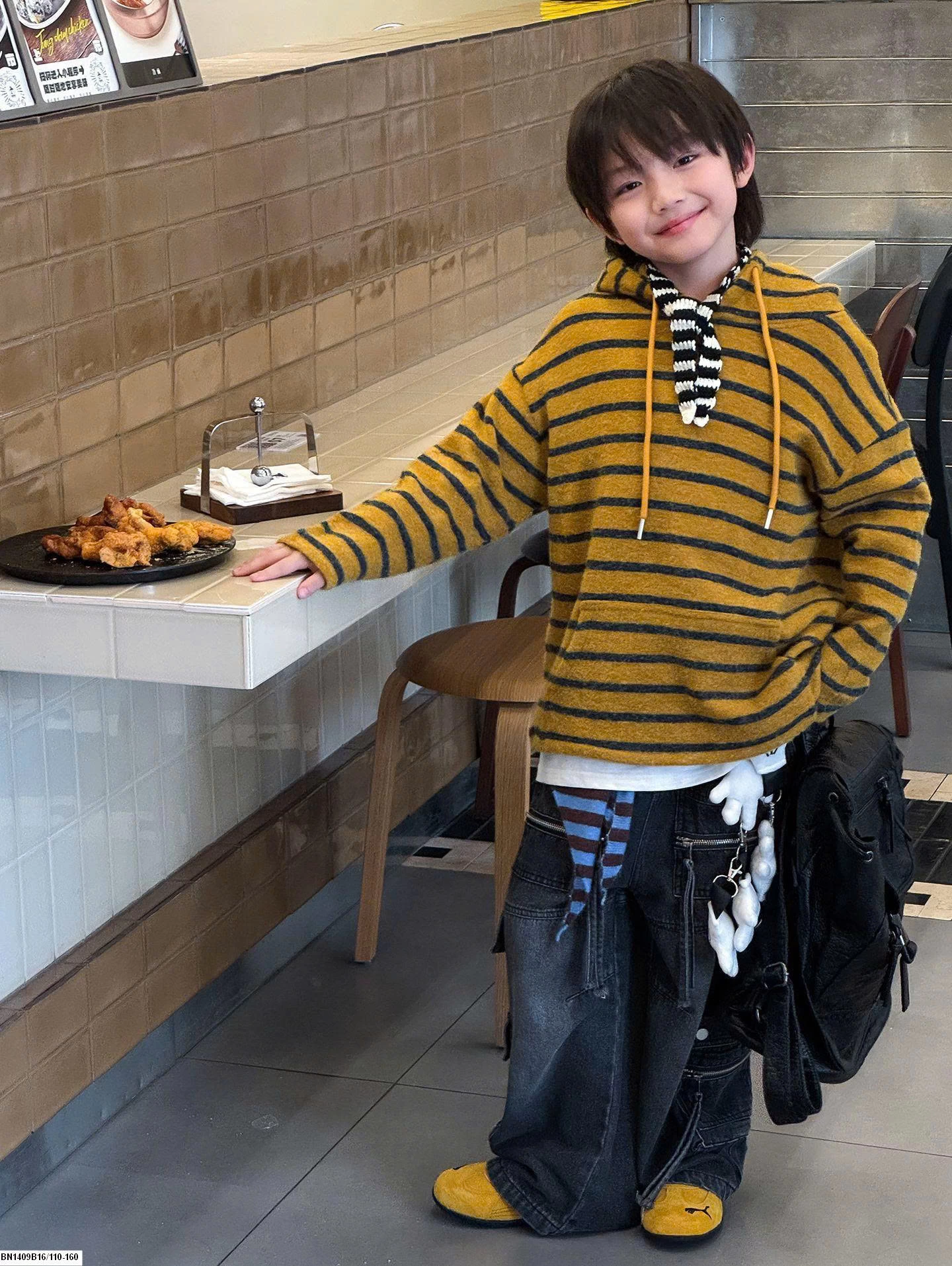 ÁO HOODIE LEN KẺ NGANG