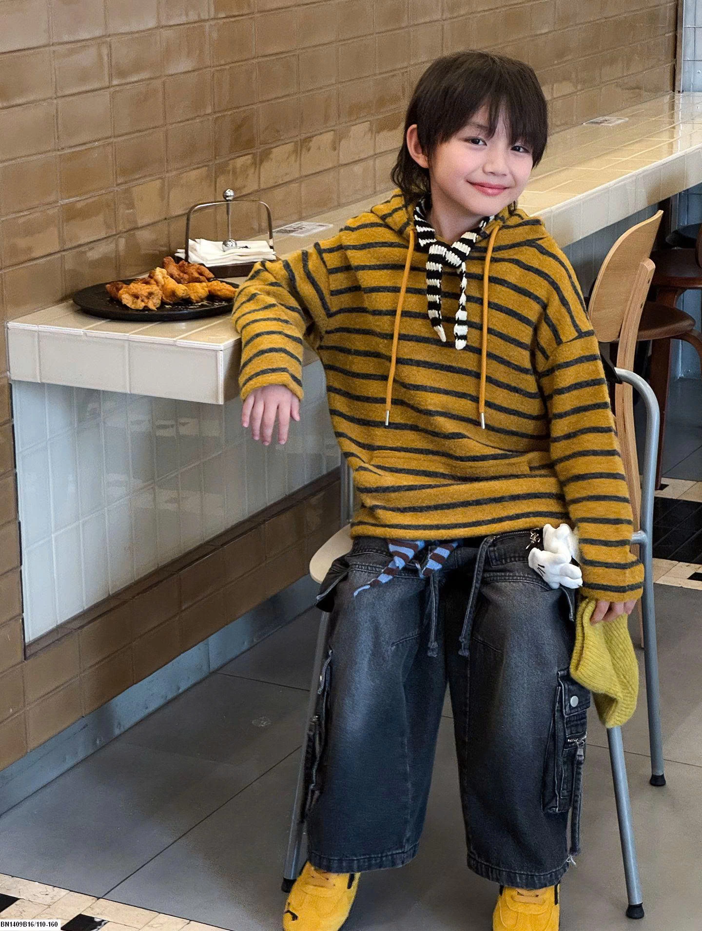 ÁO HOODIE LEN KẺ NGANG