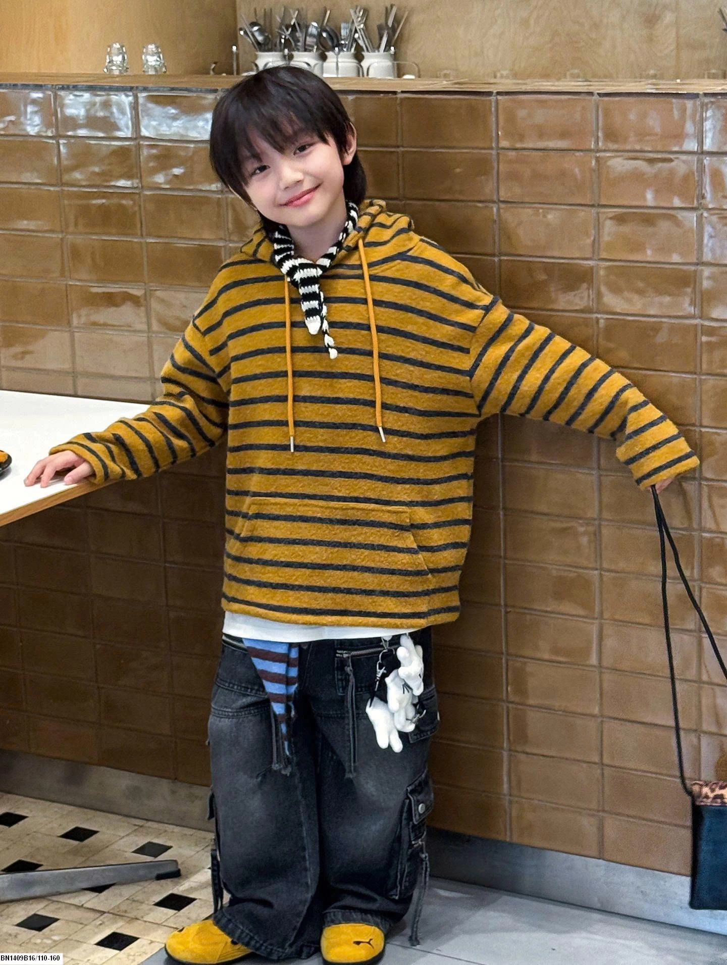 ÁO HOODIE LEN KẺ NGANG