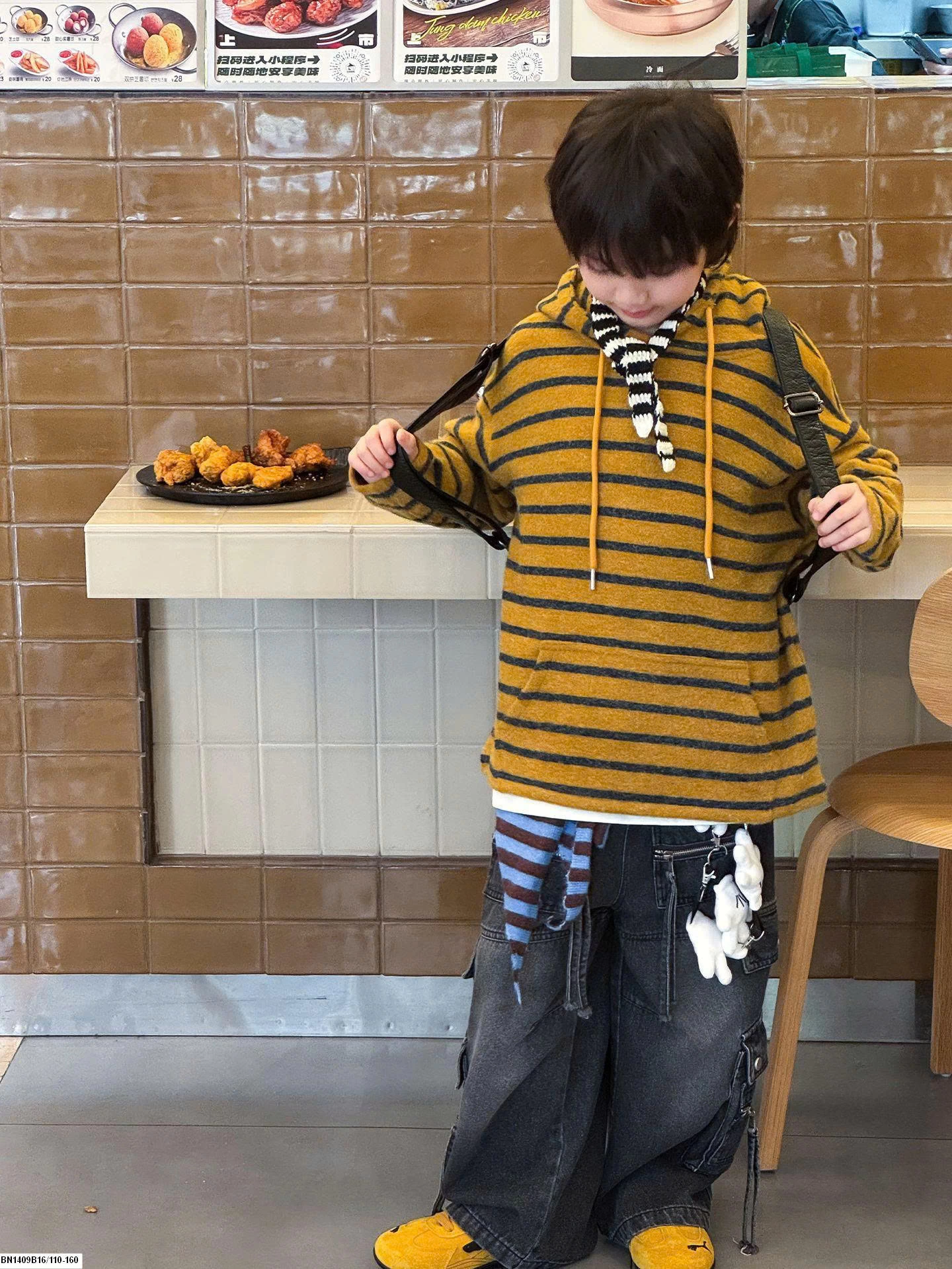 ÁO HOODIE LEN KẺ NGANG