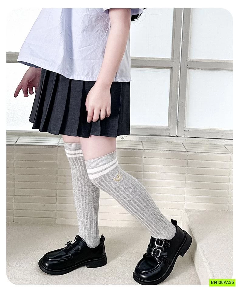 TẤT NGANG GỐI KẺ NỮ SINH