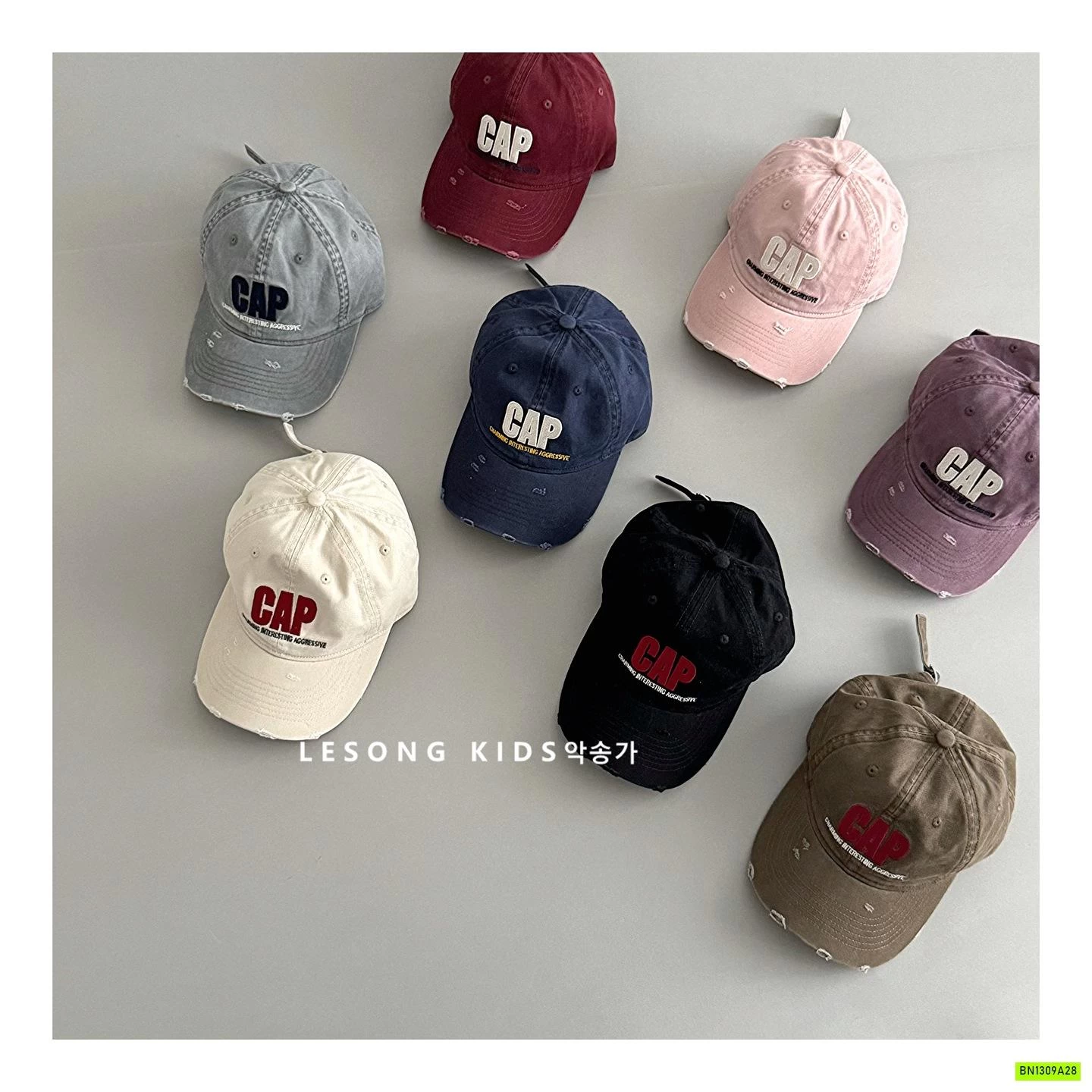 MŨ KẾT RÁCH CHỮ C.A.P