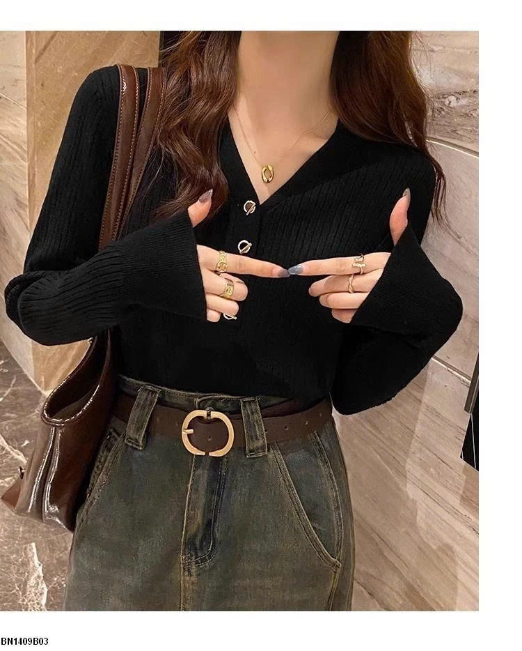 ÁO LEN CỔ V 4 CÚC