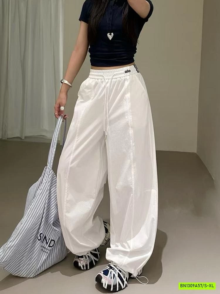 JOGGER GIÓ TRƠN MÀU