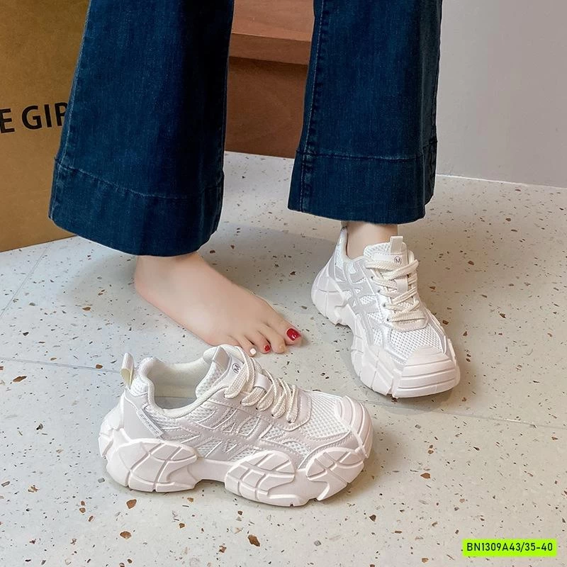 GIÀY THỂ THAO ĐỘN ĐẾ CÁ TÍNH