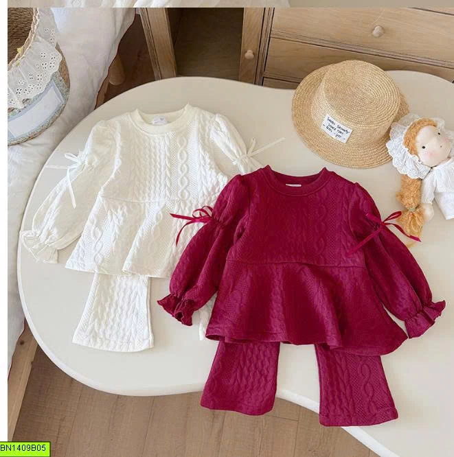 BỘ DỆT KIM 2 MÓN CUTE CHO BÉ GÁI