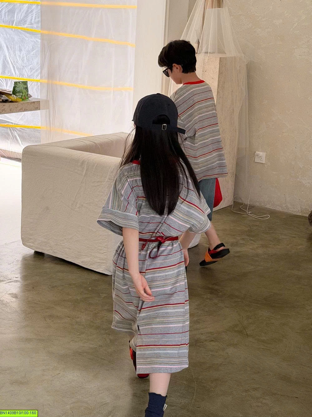 SET COUPLE ÁO PHÔNG BT + VÁY BG IN HÌNH TÁO