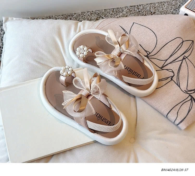 SANDAL XỎ NGÓN NƠ VOAN