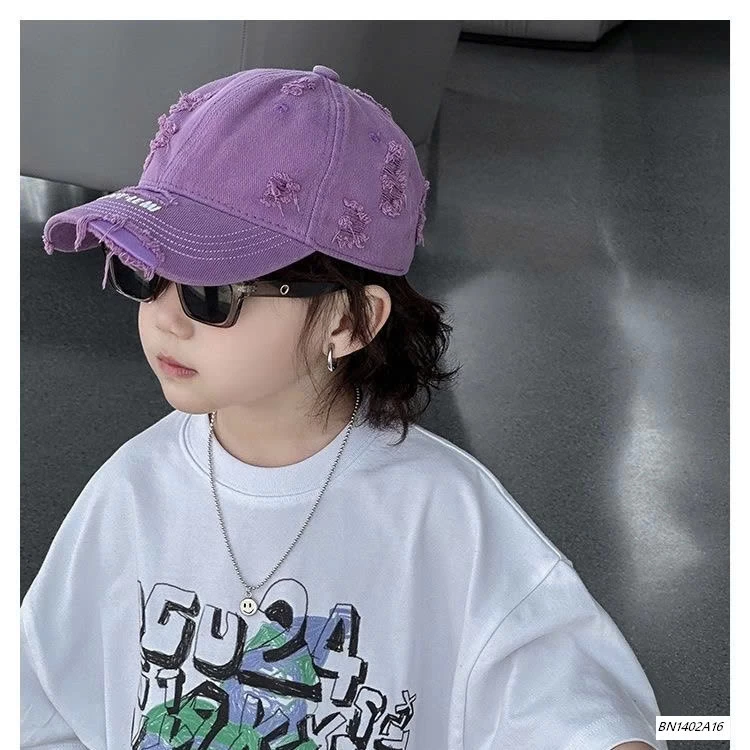 MŨ KẾT THÊU CHỮ RÁCH CÁ TÍNH