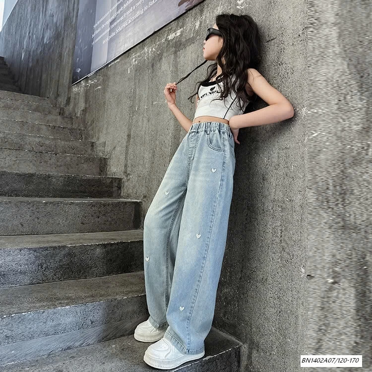 JEANS SUÔNG THÊU TRÁI TIM SZ ĐẠI