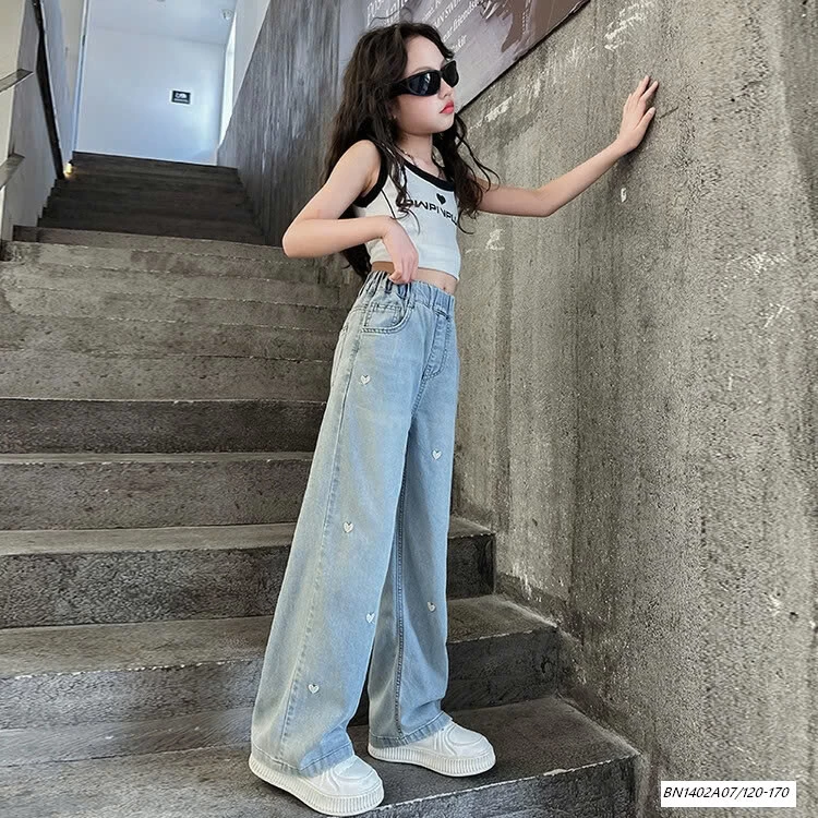 JEANS SUÔNG THÊU TRÁI TIM SZ ĐẠI