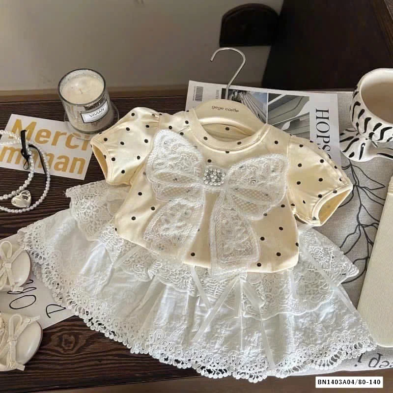 ÁO VÀNG NƠ MIX QUẦN VÁY TRẮNG