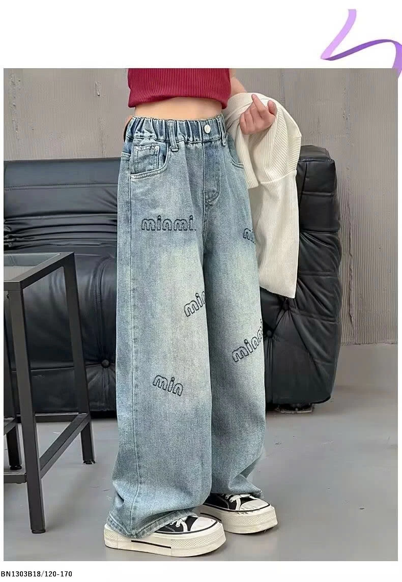 QUẦN JEAN SUÔNG CHỮ MINMIN