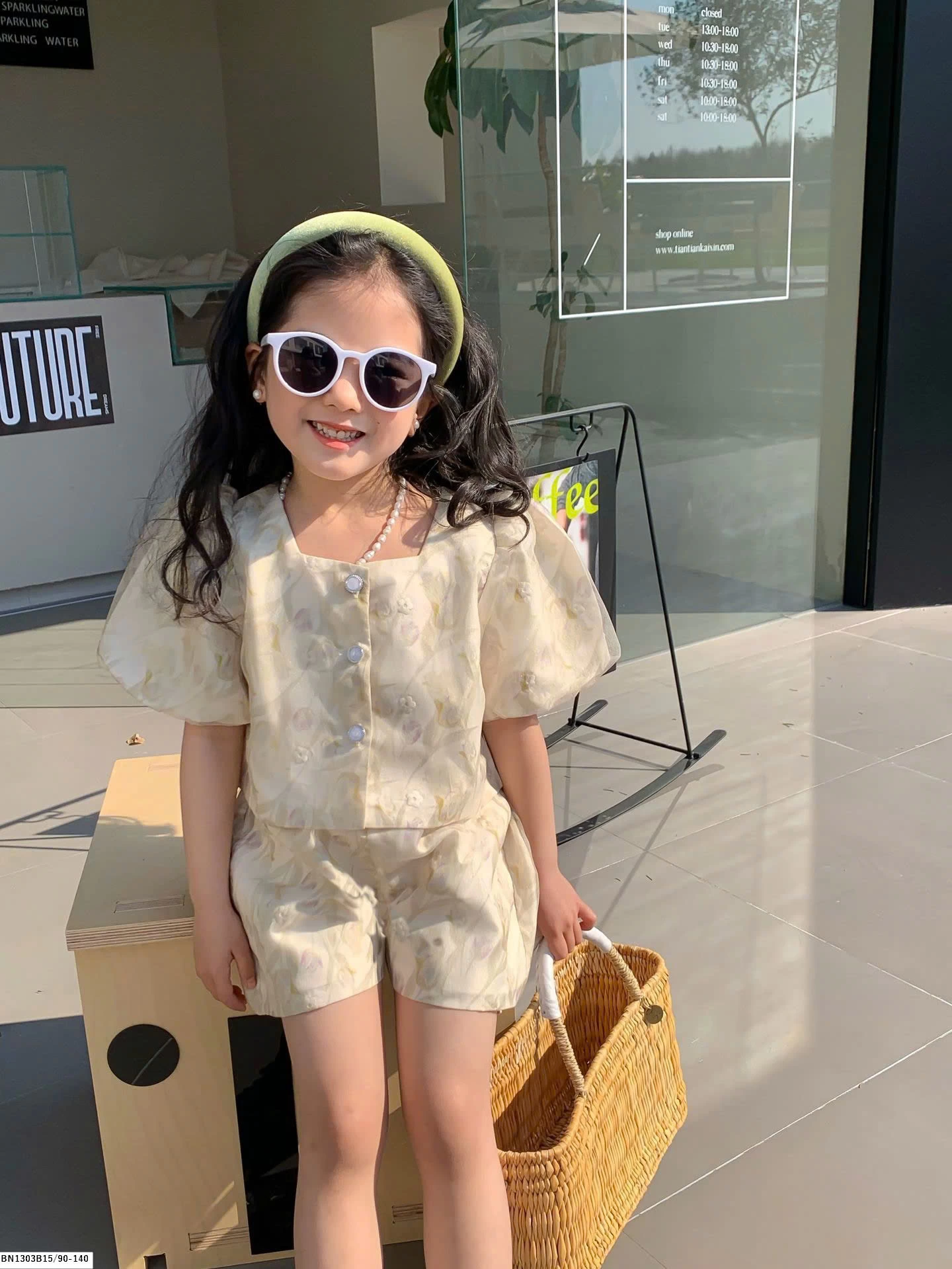 SÉT BỘ HOA CỘC TAY BÉ GÁI