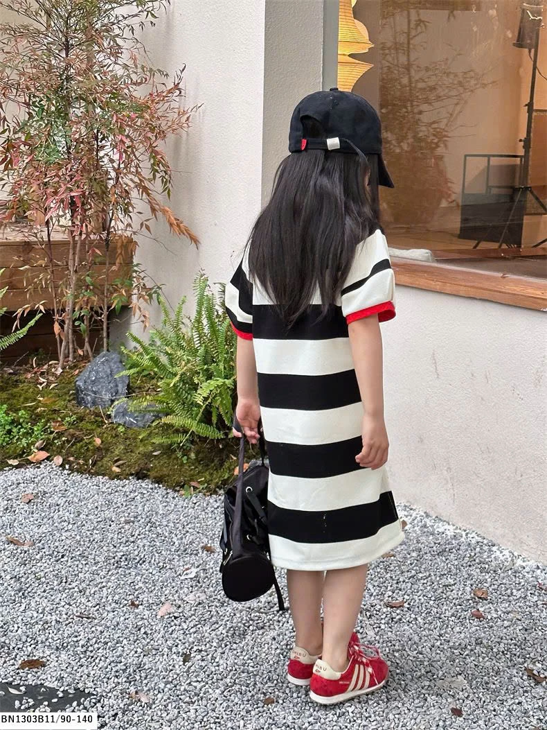 ĐẦM POLO BÉ GÁI KẺ NGANG