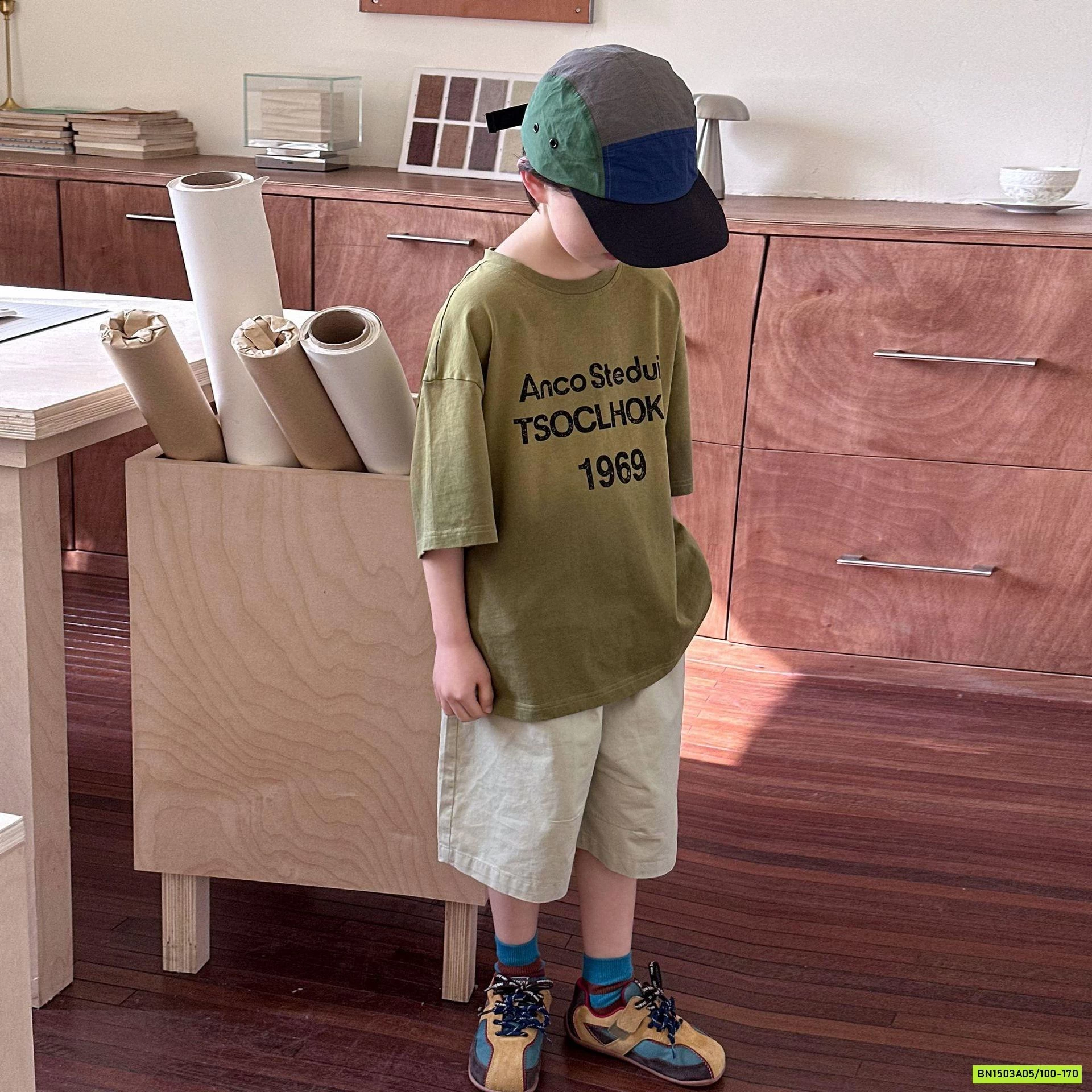 ÁO RÊU LOANG IN CHỮ