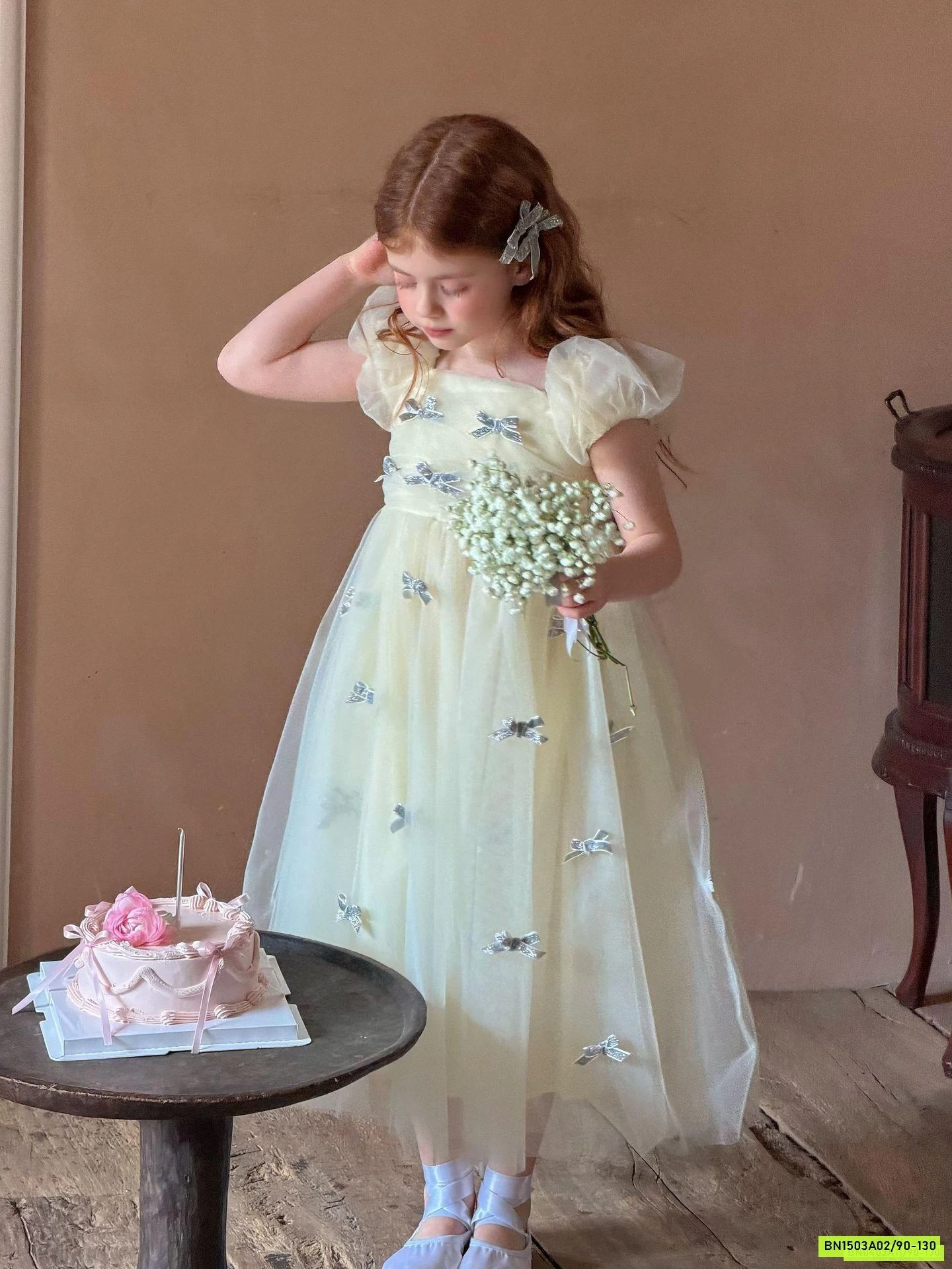 ĐẦM VOAN CÔNG CHÚA GẮN NƠ OTALY