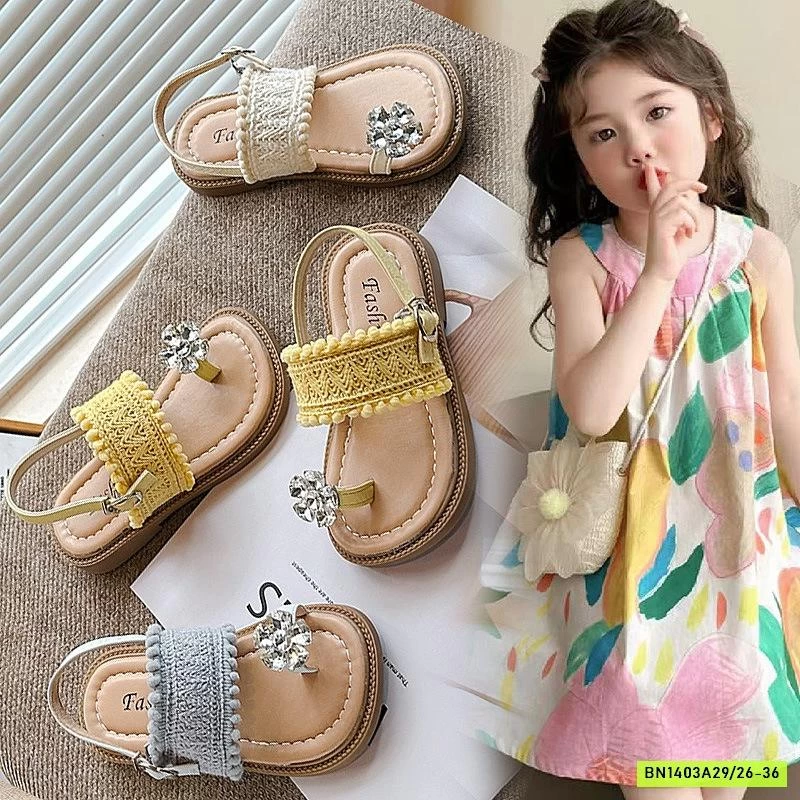 SANDAL XỎ NGÓN QUAI REN