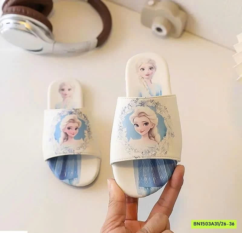 DÉP LÊ ELSA MICKEY BÉ GÁI