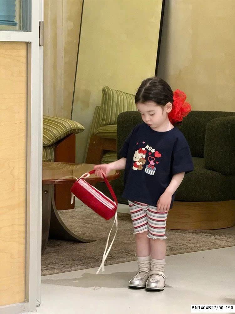 SÉT ÁO THUN KITTY MIX QUẦN LEG ĐÙI KẺ
