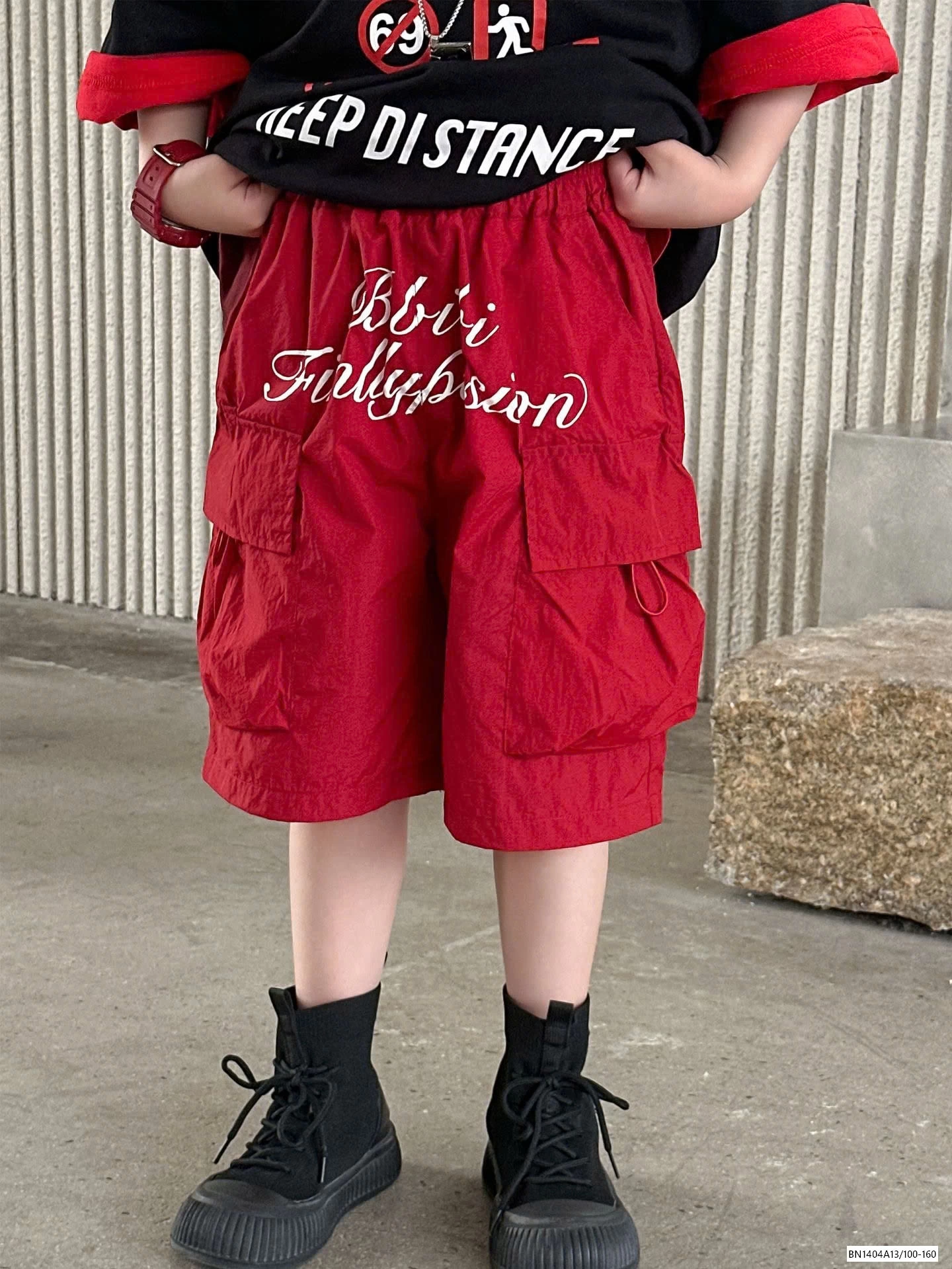 SÉT ÁO ĐEN MIX SHORT ĐỎ
