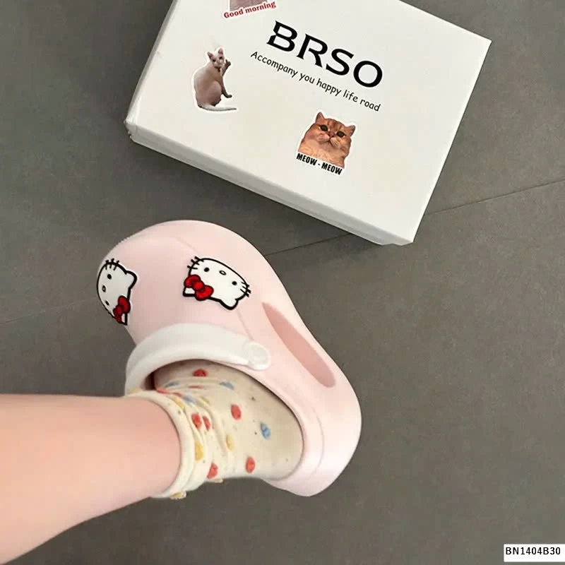 SỤC KITTY ĐẾ CAO