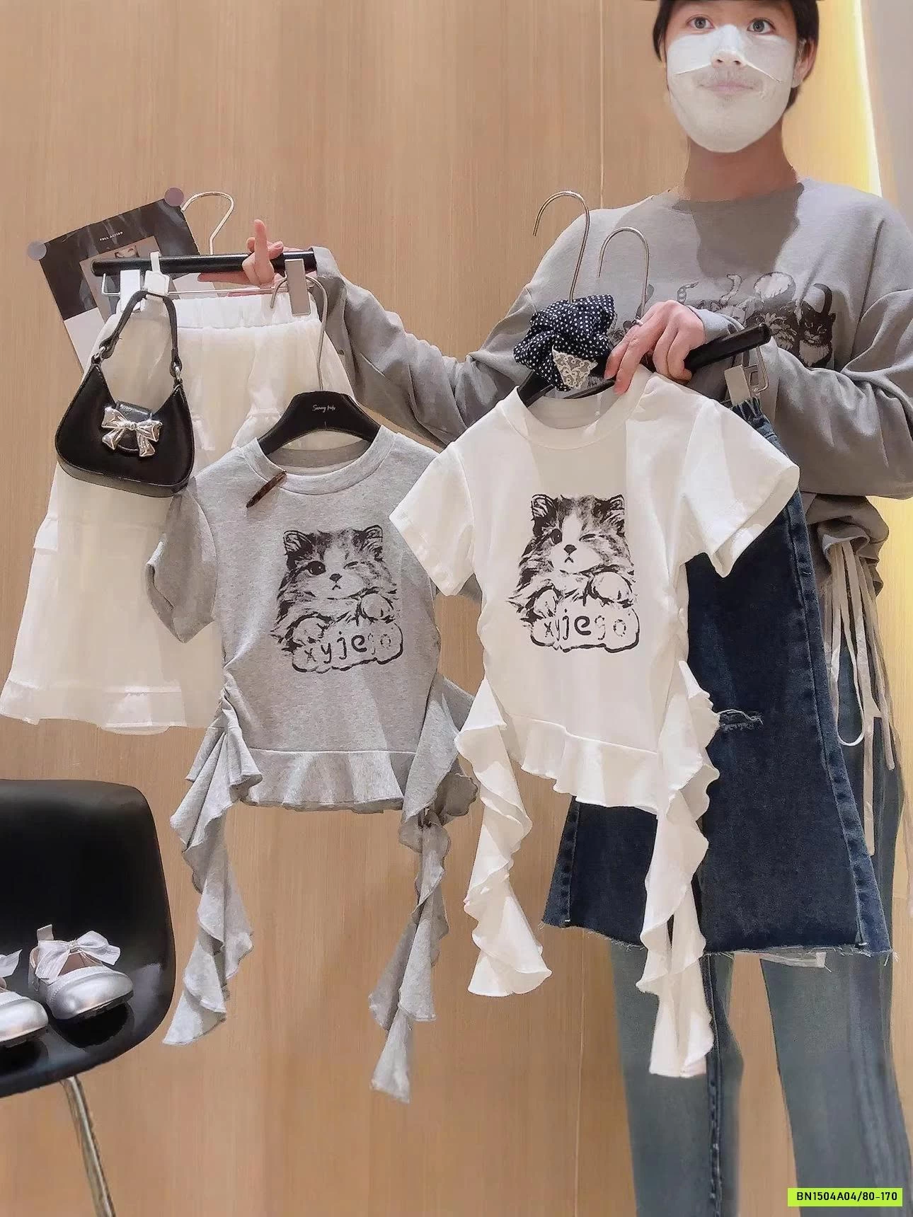 ÁO CỘC TAY HOẠ TIẾT MÈO CUTE