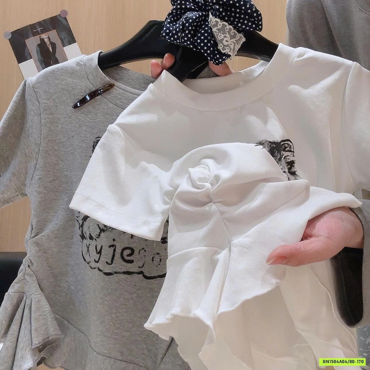 ÁO CỘC TAY HOẠ TIẾT MÈO CUTE