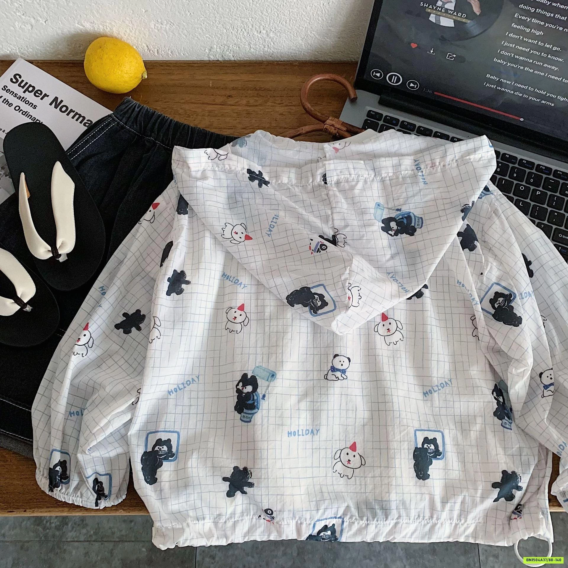 KHOÁC GIÓ TENCEL CHỐNG NẮNG HOẠT HÌNH