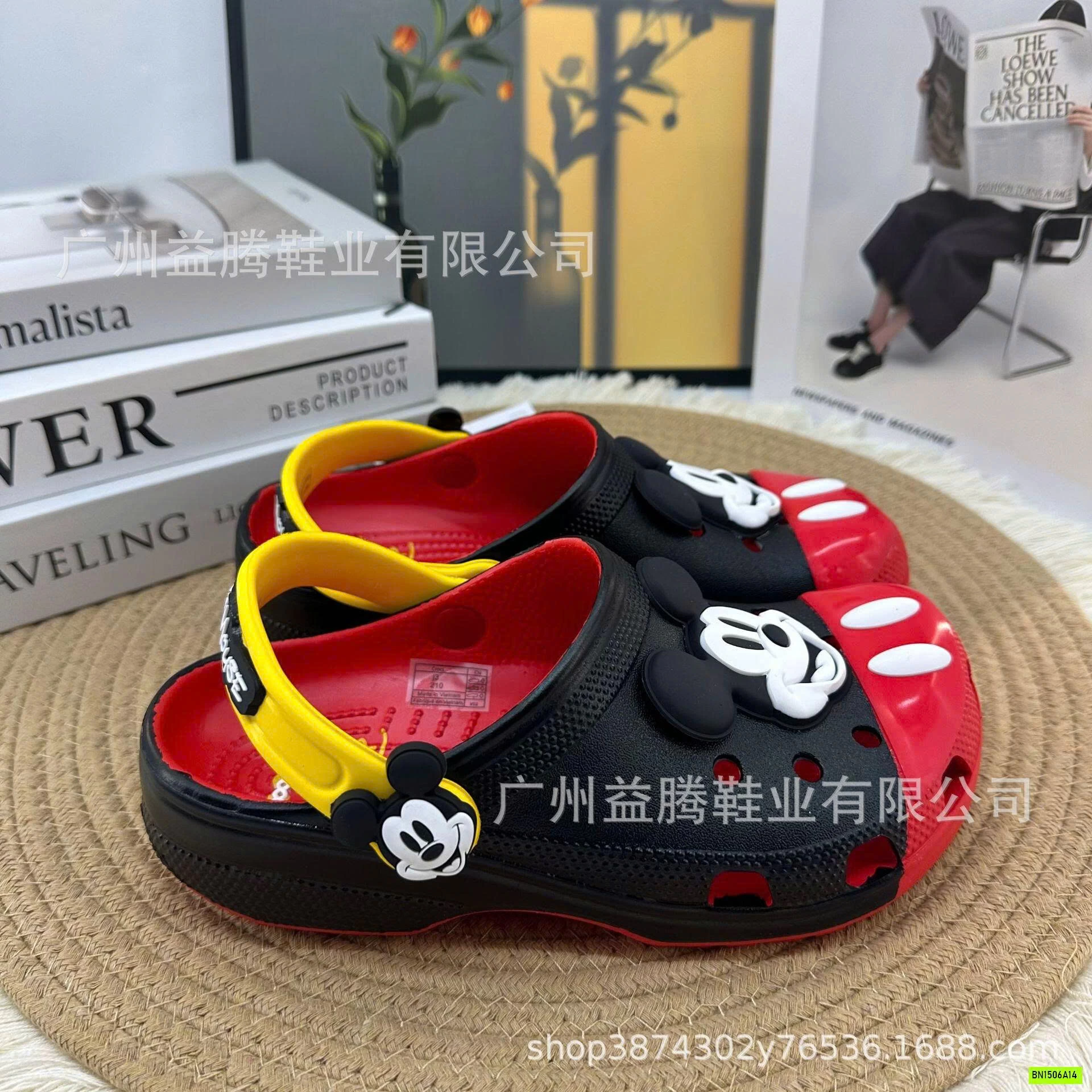 CROCS MICKEY ĐỎ