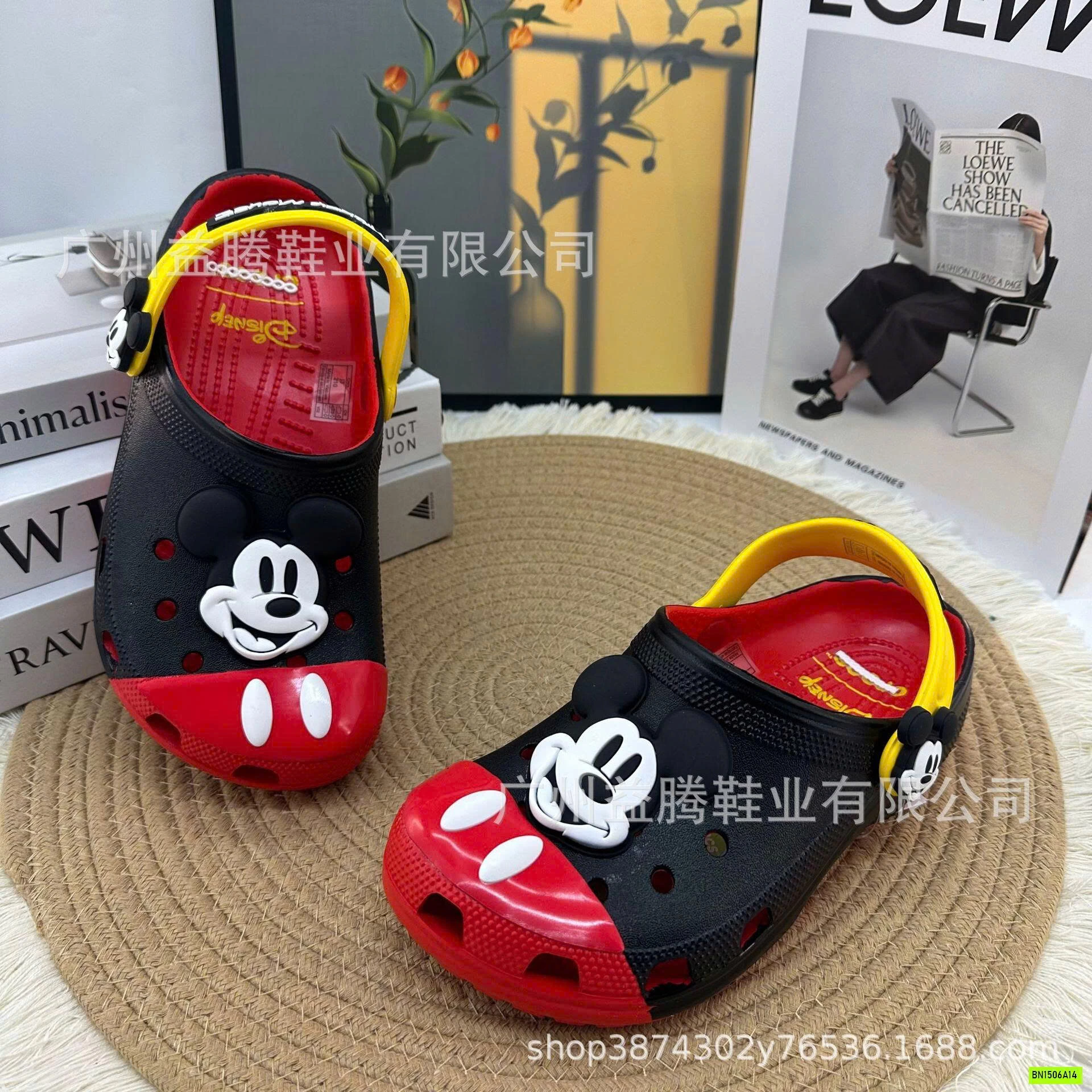 CROCS MICKEY ĐỎ
