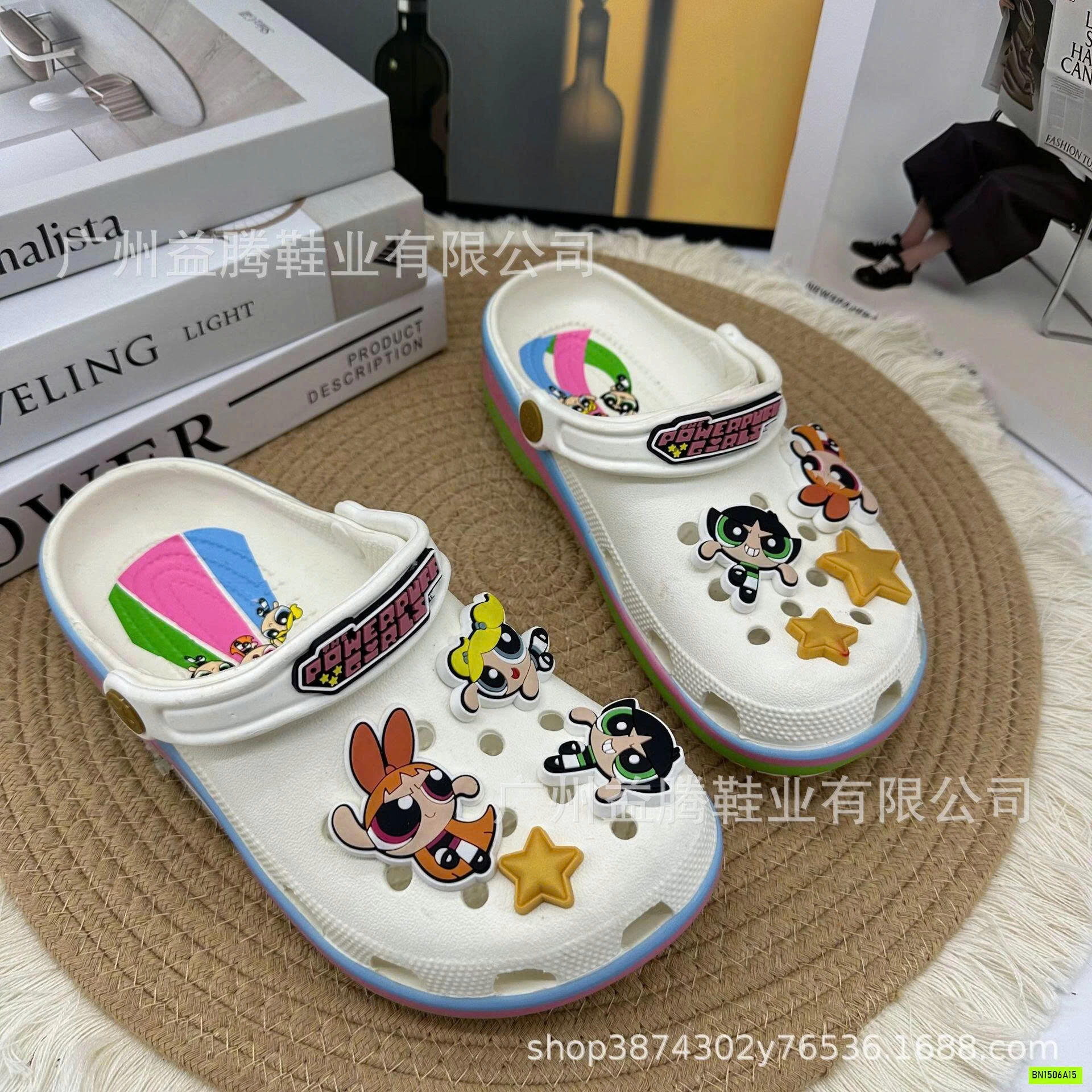 CROCS POWERPUFF GIRLS SIÊU XỊN