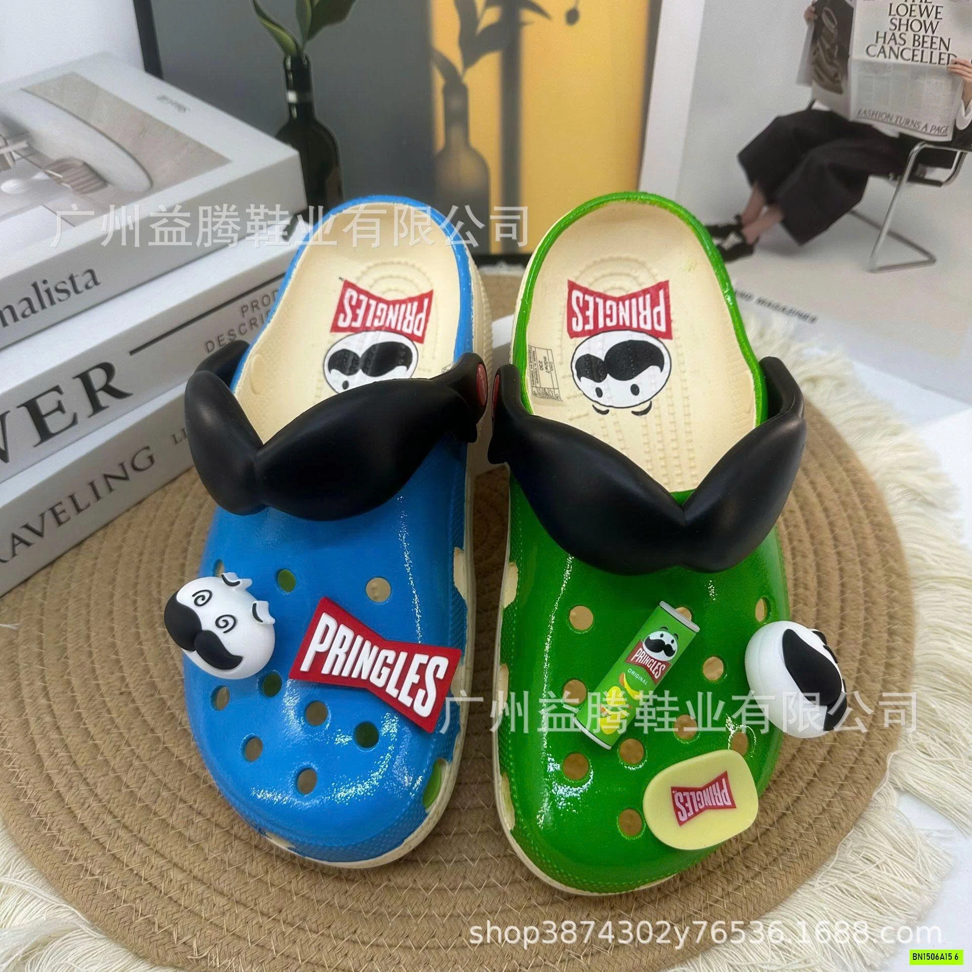 CROCS MR. P KHOAI TÂY CHIÊN