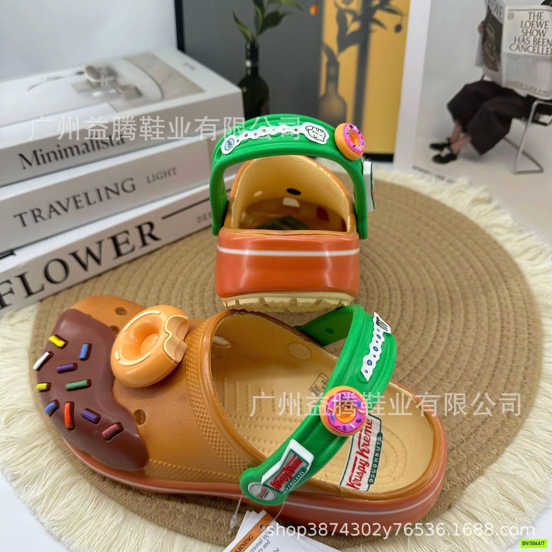 CROCS BÁNH DONOUT